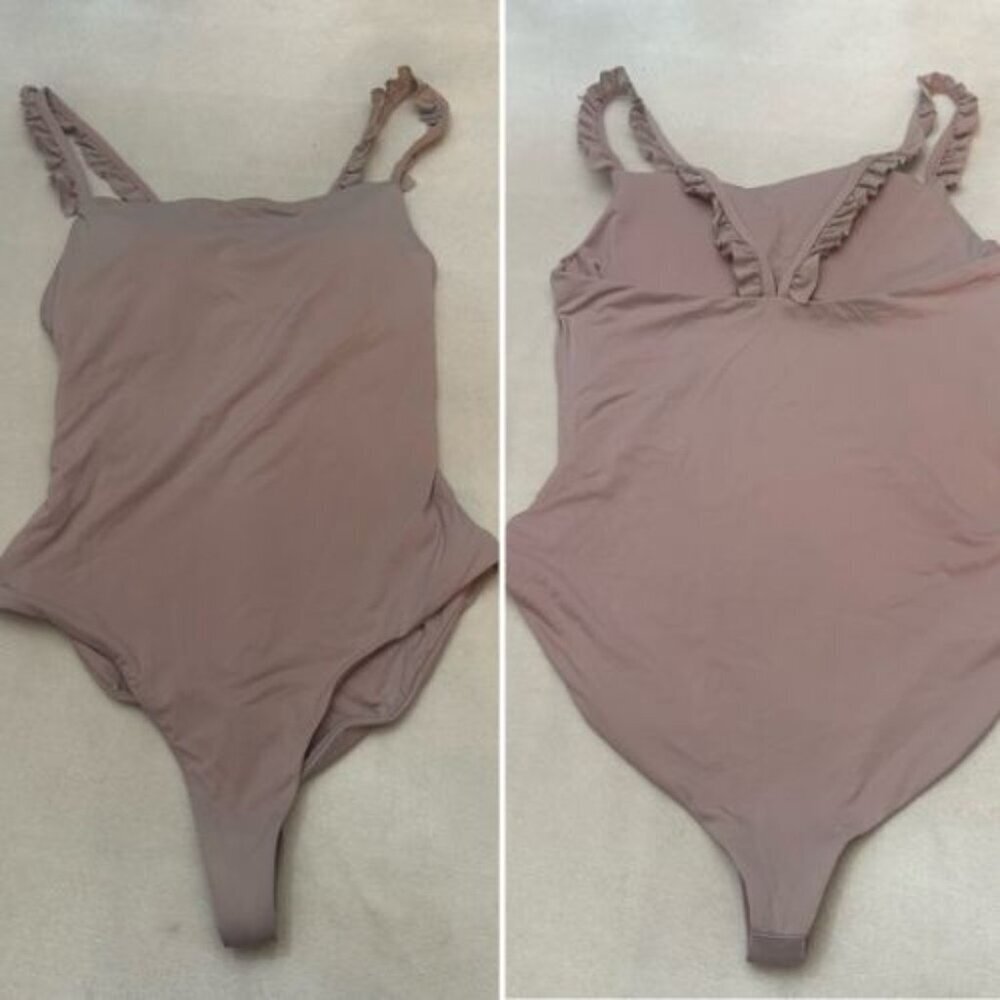 Dippin' Daisy's Mauve Ruffle One Piece Swimsuit Size Small 51833